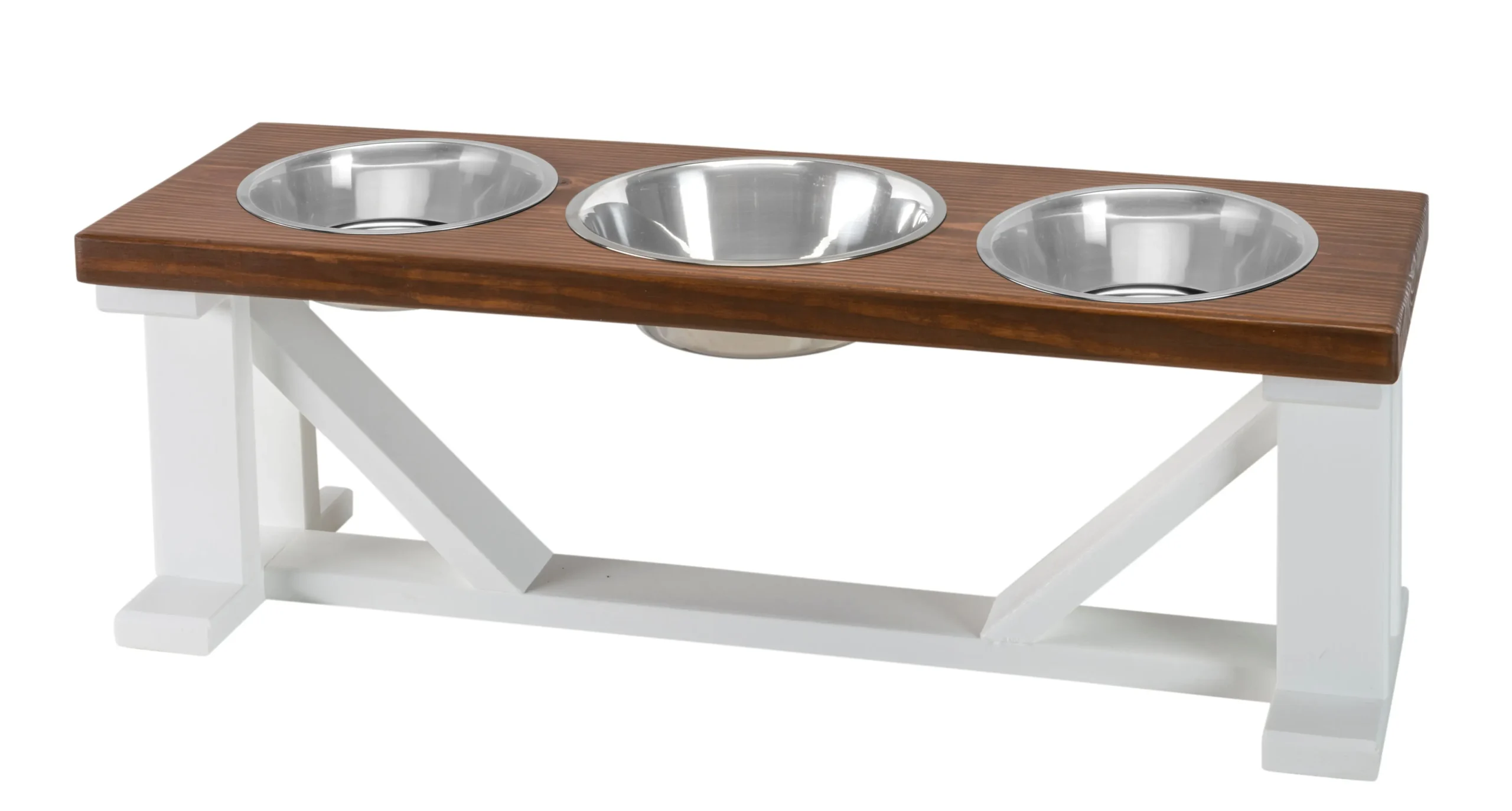 How a Three Bowl Elevated Dog Feeder Prepares Your Pet for a Cozy and Clean Fall